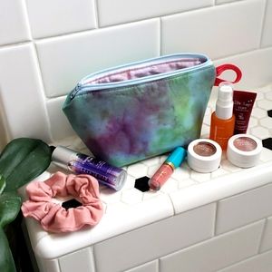 🧵 💖 Handmade Tiedye Zipper Pouch